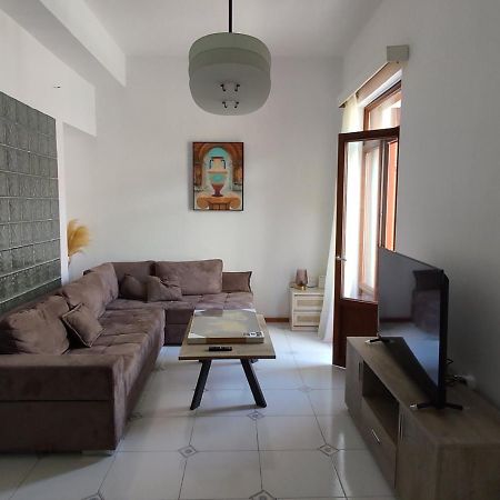 Dr. J. Spon Apartment Nafpaktos Luaran gambar