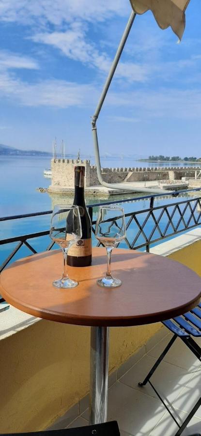 Dr. J. Spon Apartment Nafpaktos Luaran gambar