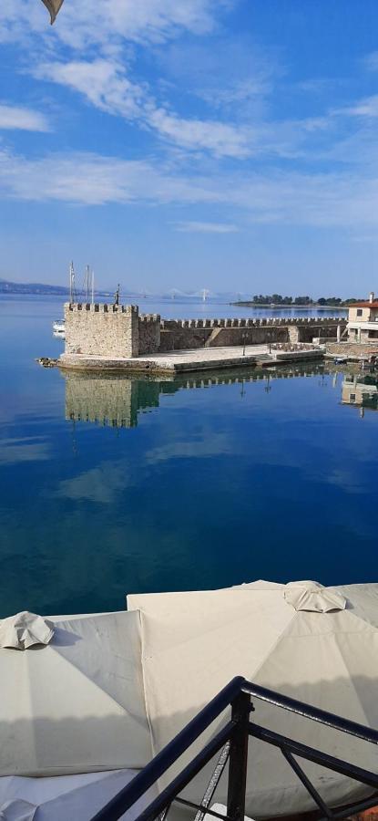 Dr. J. Spon Apartment Nafpaktos Luaran gambar
