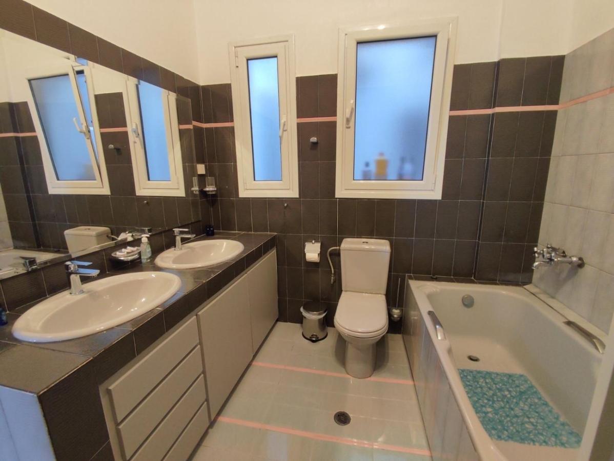 Dr. J. Spon Apartment Nafpaktos Luaran gambar